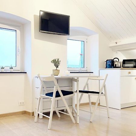 La Finestra Sull'Oasi Apartment Genoa Bagian luar foto