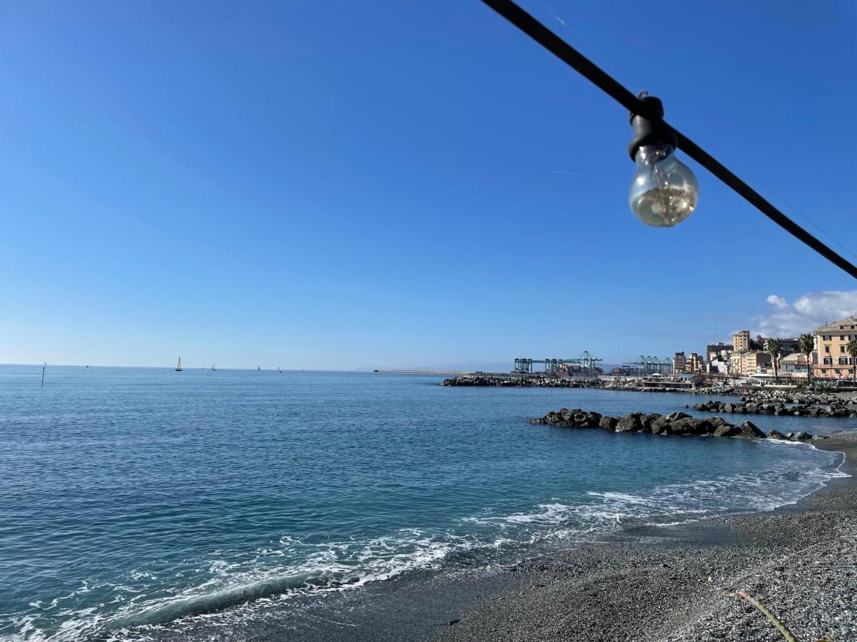 La Finestra Sull'Oasi Apartment Genoa Bagian luar foto